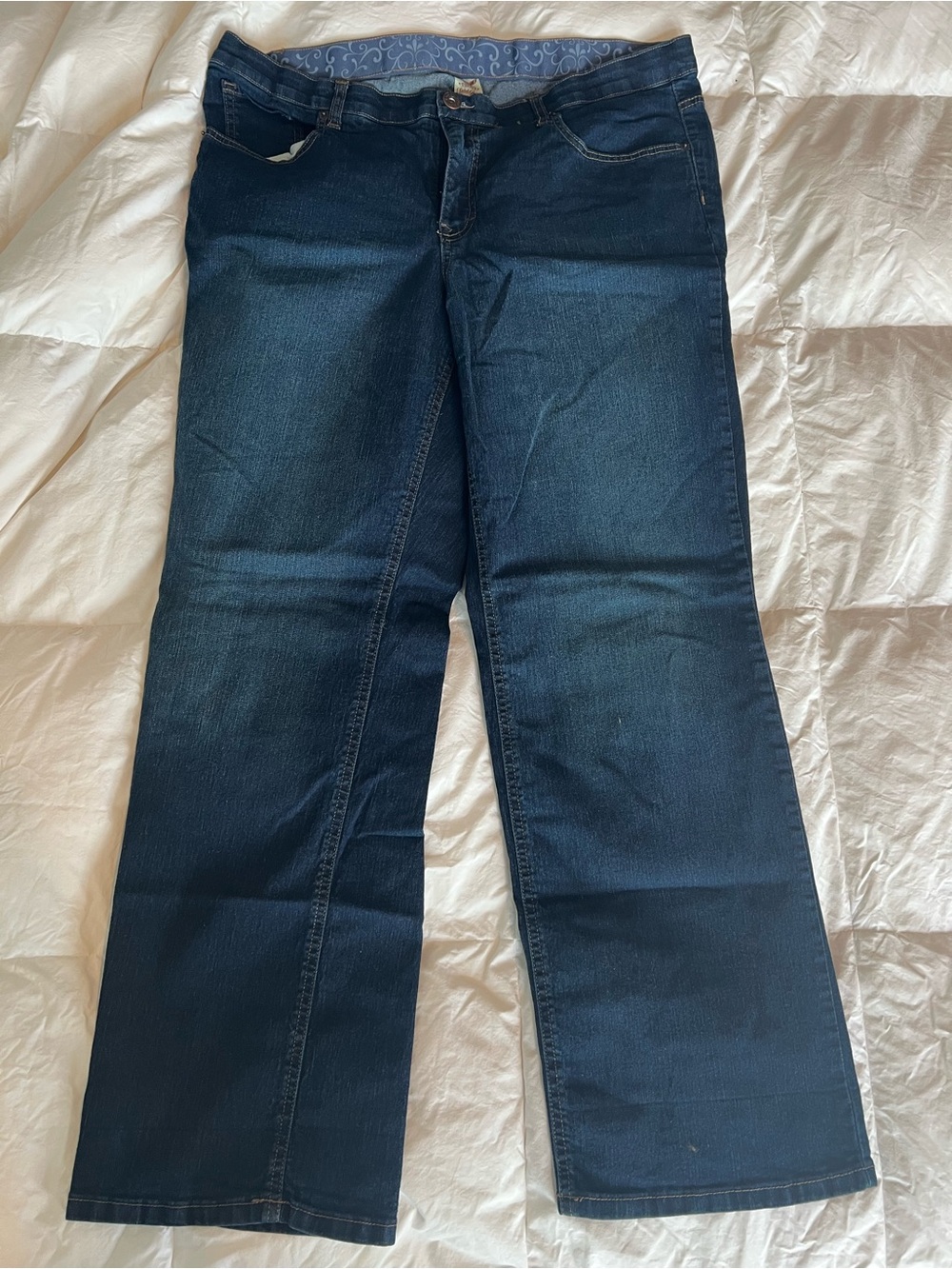 Faded Glory Women’s Denim Jeans 22W. Never worn.
